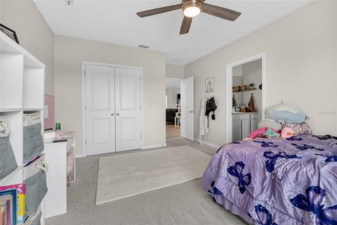 House in Ocala, Florida 5 bedrooms, 372.07 sq.m. № 2095080 - photo 25