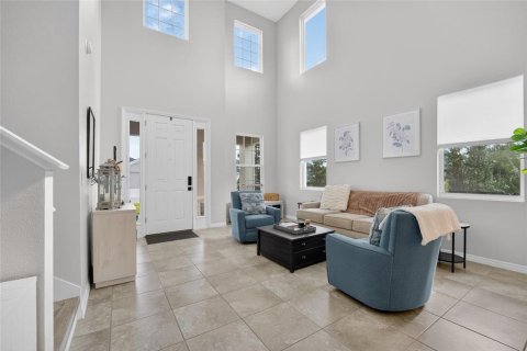 House in Ocala, Florida 5 bedrooms, 372.07 sq.m. № 2095080 - photo 4