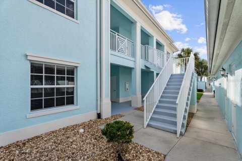 Copropriété à vendre à North Port, Floride: 2 chambres, 108.51 m2 № 2155485 - photo 3
