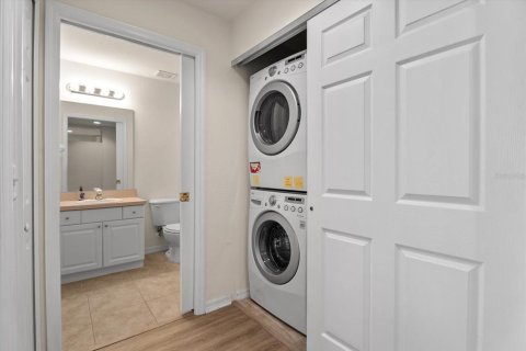 Copropriété à vendre à North Port, Floride: 2 chambres, 108.51 m2 № 2155485 - photo 25