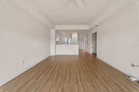 Copropriété à vendre à North Port, Floride: 2 chambres, 108.51 m2 № 2155485 - photo 8