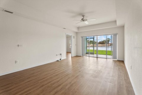 Copropriété à vendre à North Port, Floride: 2 chambres, 108.51 m2 № 2155485 - photo 7