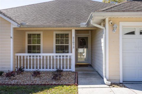 House in High Springs, Florida 4 bedrooms, 200.67 sq.m. № 2122049 - photo 4