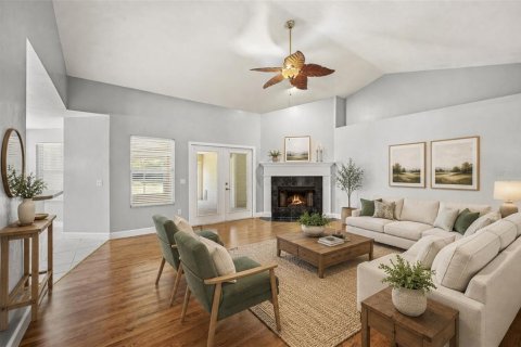 House in High Springs, Florida 4 bedrooms, 200.67 sq.m. № 2122049 - photo 7