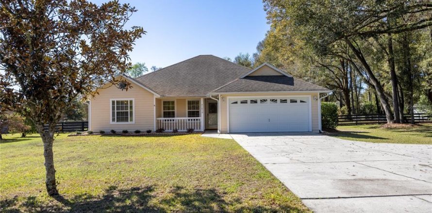 House in High Springs, Florida 4 bedrooms, 200.67 sq.m. № 2122049