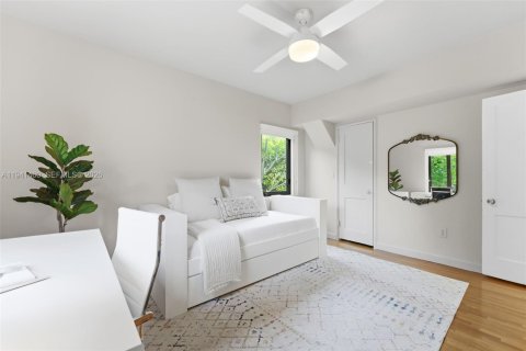 Villa ou maison à vendre à Miami Shores, Floride: 3 chambres, 217.11 m2 № 1998638 - photo 9