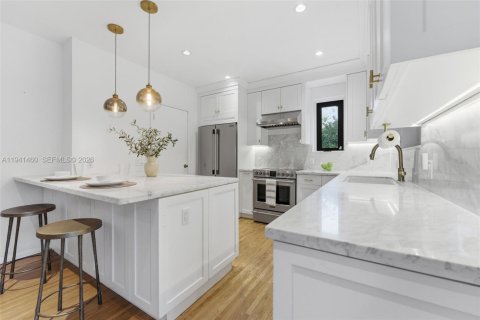 Villa ou maison à vendre à Miami Shores, Floride: 3 chambres, 217.11 m2 № 1998638 - photo 14