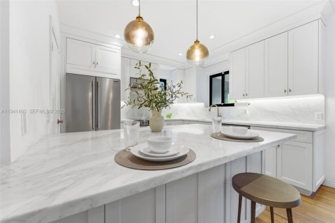 Villa ou maison à vendre à Miami Shores, Floride: 3 chambres, 217.11 m2 № 1998638 - photo 15