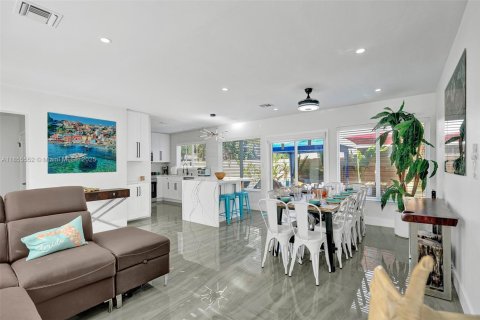 Casa en venta en Fort Lauderdale, Florida, 4 dormitorios, 171.5 m2 № 1874969 - foto 15