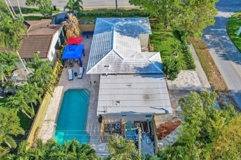 Casa en venta en Fort Lauderdale, Florida, 4 dormitorios, 171.5 m2 № 1874969 - foto 4