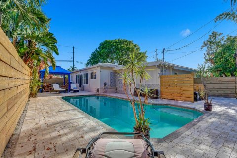 Casa en venta en Fort Lauderdale, Florida, 4 dormitorios, 171.5 m2 № 1874969 - foto 3