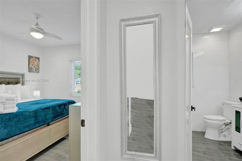 Casa en venta en Fort Lauderdale, Florida, 4 dormitorios, 171.5 m2 № 1874969 - foto 21