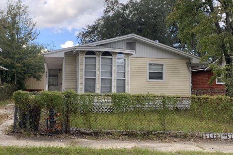 House in Jacksonville, Florida 2 bedrooms, 84.63 sq.m. № 857600 - photo 1