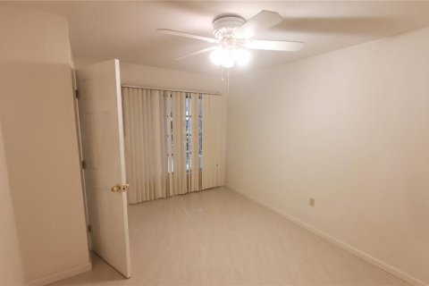 Casa en venta en Port Charlotte, Florida, 4 dormitorios, 208.29 m2 № 1909263 - foto 24