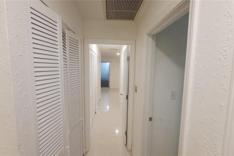 Casa en venta en Port Charlotte, Florida, 4 dormitorios, 208.29 m2 № 1909263 - foto 30