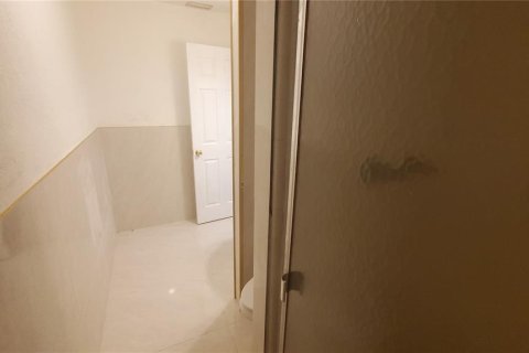 Casa en venta en Port Charlotte, Florida, 4 dormitorios, 208.29 m2 № 1909263 - foto 18