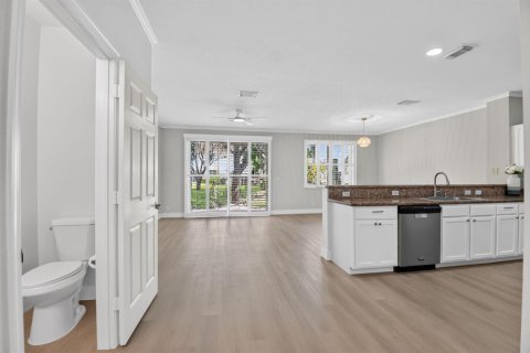 Adosado en venta en Boynton Beach, Florida, 3 dormitorios, 150.69 m2 № 2169416 - foto 8