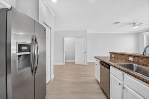 Adosado en venta en Boynton Beach, Florida, 3 dormitorios, 150.69 m2 № 2169416 - foto 15