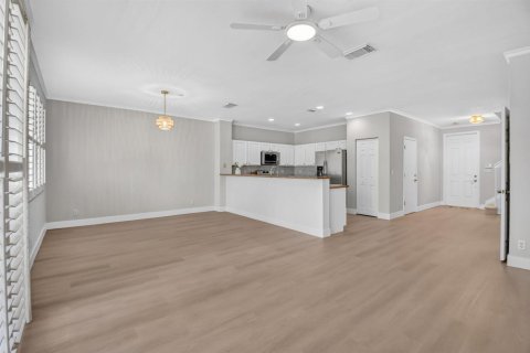 Adosado en venta en Boynton Beach, Florida, 3 dormitorios, 150.69 m2 № 2169416 - foto 20
