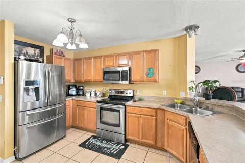Casa en venta en Seffner, Florida, 3 dormitorios, 162.21 m2 № 2384252 - foto 4
