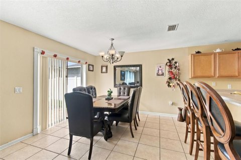 Casa en venta en Seffner, Florida, 3 dormitorios, 162.21 m2 № 2384252 - foto 8