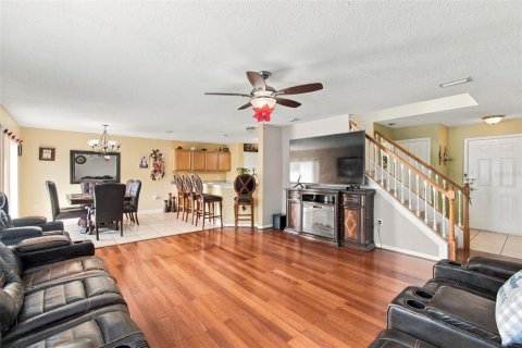 Casa en venta en Seffner, Florida, 3 dormitorios, 162.21 m2 № 2384252 - foto 9