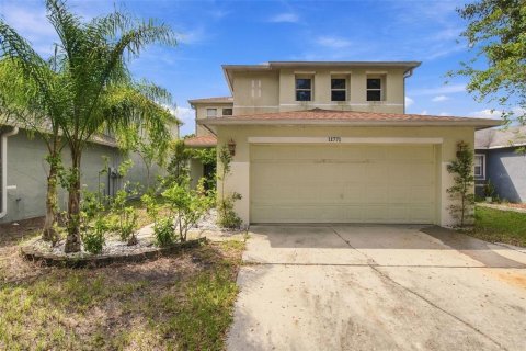 Casa en Seffner, Florida 3 dormitorios, 162.21 m2 № 2384252