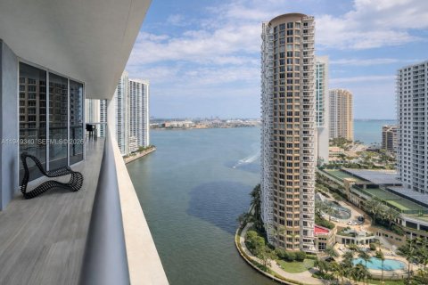 Condominio en venta en Miami, Florida, 3 dormitorios, 169.55 m2 № 2005146 - foto 15