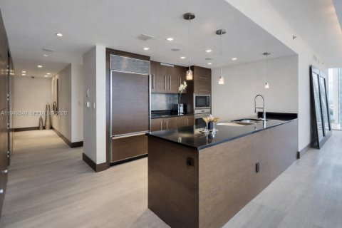 Condominio en venta en Miami, Florida, 3 dormitorios, 169.55 m2 № 2005146 - foto 3