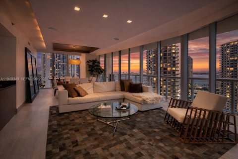 Condominio en venta en Miami, Florida, 3 dormitorios, 169.55 m2 № 2005146 - foto 4
