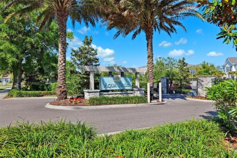 Townhouse in Dunedin, Florida 2 bedrooms, 130.99 sq.m. № 1885849 - photo 28
