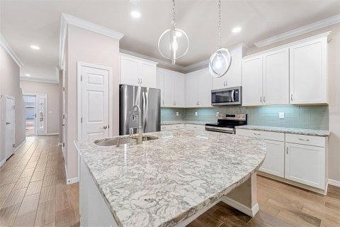 Townhouse in Dunedin, Florida 2 bedrooms, 130.99 sq.m. № 1885849 - photo 6