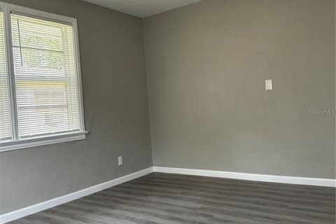 House in Winter Haven, Florida 3 bedrooms, 95.41 sq.m. № 1609817 - photo 20