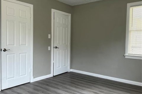 House in Winter Haven, Florida 3 bedrooms, 95.41 sq.m. № 1609817 - photo 13