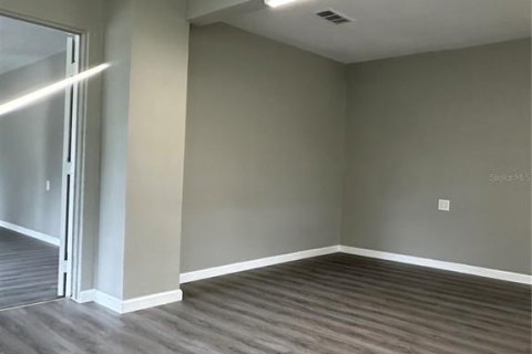 House in Winter Haven, Florida 3 bedrooms, 95.41 sq.m. № 1609817 - photo 18