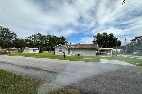 House in Winter Haven, Florida 3 bedrooms, 95.41 sq.m. № 1609817 - photo 28