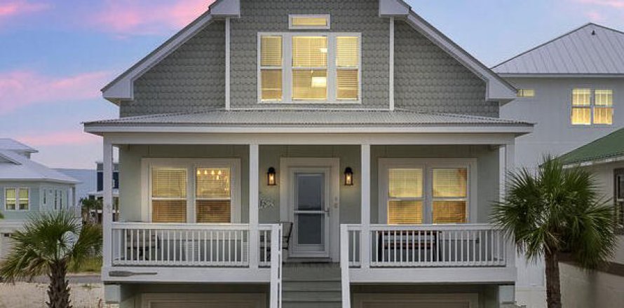 House in Navarre, Florida 4 bedrooms, 148.64 sq.m. № 558565