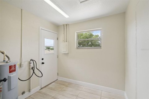 Casa en venta en Haines City, Florida, 3 dormitorios, 90.58 m2 № 2142196 - foto 17