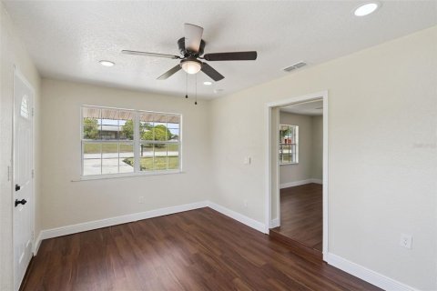 Casa en venta en Haines City, Florida, 3 dormitorios, 90.58 m2 № 2142196 - foto 7