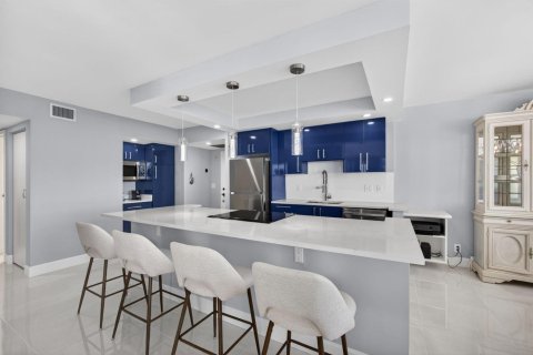 Condominio en venta en Riviera Beach, Florida, 2 dormitorios, 130.06 m2 № 2089634 - foto 6