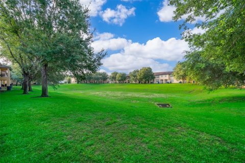 Condominio en venta en Davenport, Florida, 4 dormitorios, 172.43 m2 № 1508990 - foto 14