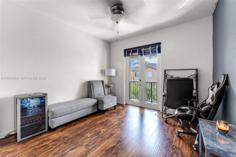 Купить таунхаус в Майами, Флорида 3 спальни, 155.15м2, № 2011188 - фото 15