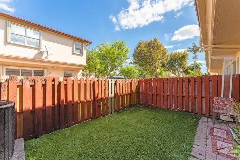 Купить таунхаус в Майами, Флорида 3 спальни, 155.15м2, № 2011188 - фото 28