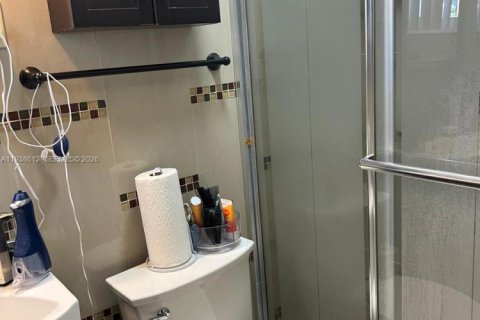 Villa ou maison à vendre à Miami Gardens, Floride: 4 chambres, 102.56 m2 № 1996681 - photo 30