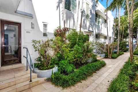 Condominio en venta en Miami Beach, Florida, 1 dormitorio, 68.47 m2 № 2035530 - foto 21