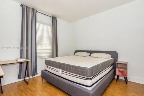 Condominio en venta en Miami Beach, Florida, 1 dormitorio, 68.47 m2 № 2035530 - foto 14