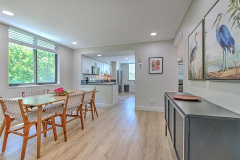 Condominio en alquiler en Longboat Key, Florida, 2 dormitorios, 148.74 m2 № 1335541 - foto 18