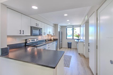 Condominio en alquiler en Longboat Key, Florida, 2 dormitorios, 148.74 m2 № 1335541 - foto 9