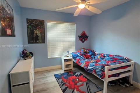 Casa en venta en Homestead, Florida, 3 dormitorios, 124.12 m2 № 1990301 - foto 17