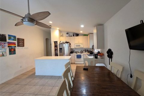 Casa en venta en Homestead, Florida, 3 dormitorios, 124.12 m2 № 1990301 - foto 6